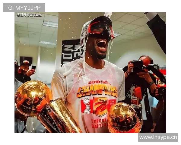 快船击败掘金，伦纳德表现出色：统治比赛的超级巨星