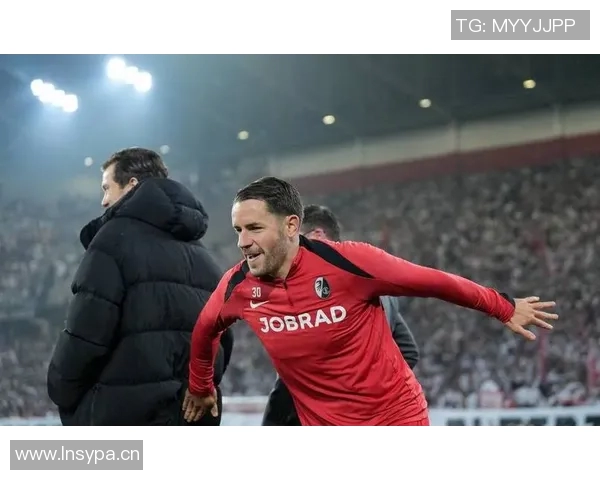 沙尔克主场力克弗赖堡，提振信心迎战下一场比赛