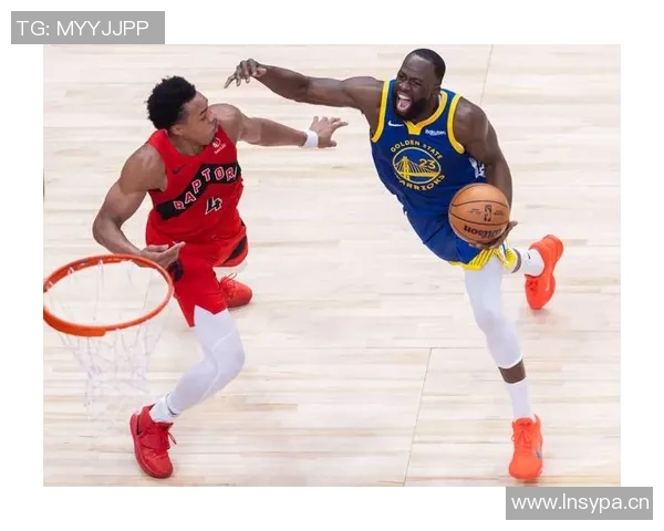 勇士队大胜猛龙队，连续称霸赛场