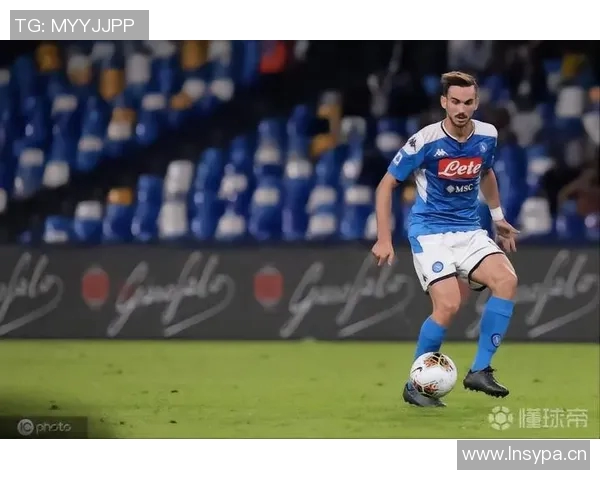 巴萨官方宣布，法比安延长租借合同至明夏